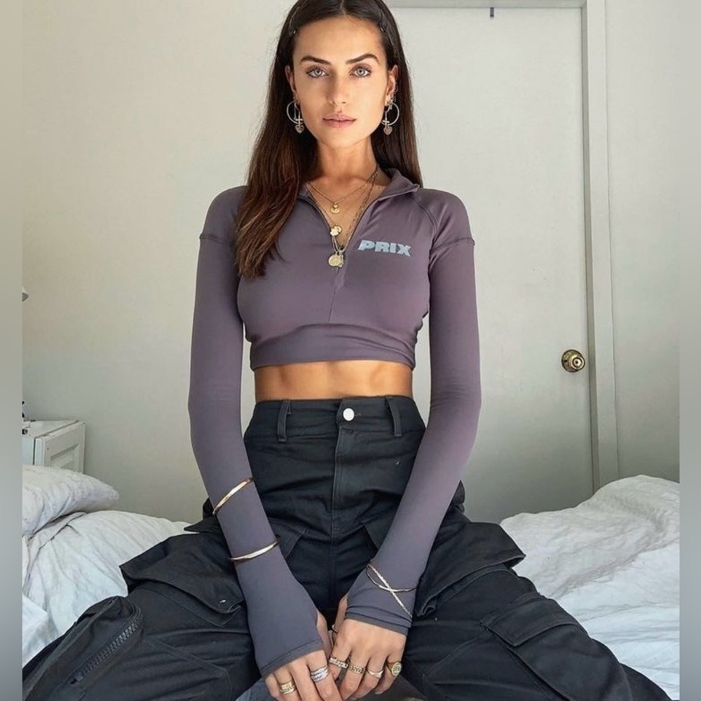 Prix Workshop Knight Top Long Sleeve Crop Top Charcoal Gray Size M